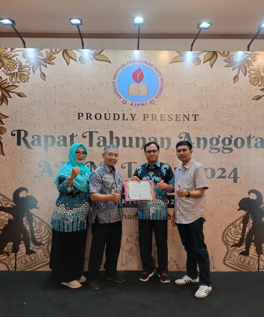 Penerimaan Penghargaan Prestasi UKOM